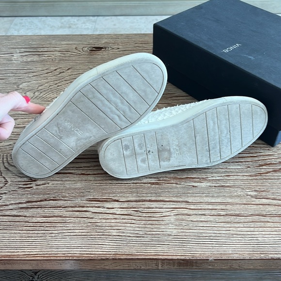 Vince size 8.5 NELSON PYTHON EMBOSSED SLIP-ON in Optic White - Picture 6 of 6